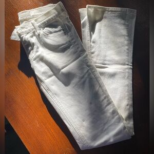 MOTHER size 25 “runway” white jeans